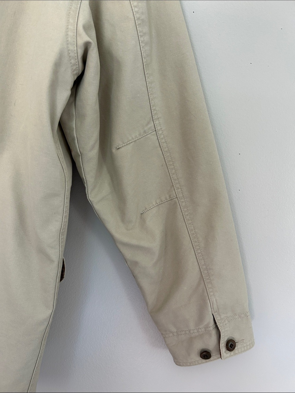 L.L. Bean Vintage Men's Beige Barn Coat with Brown Corduroy Collar/Cuffs - Picture 16 of 16
